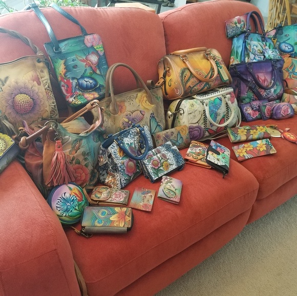 Meet your Posher, Donna - Picture 4 of 4